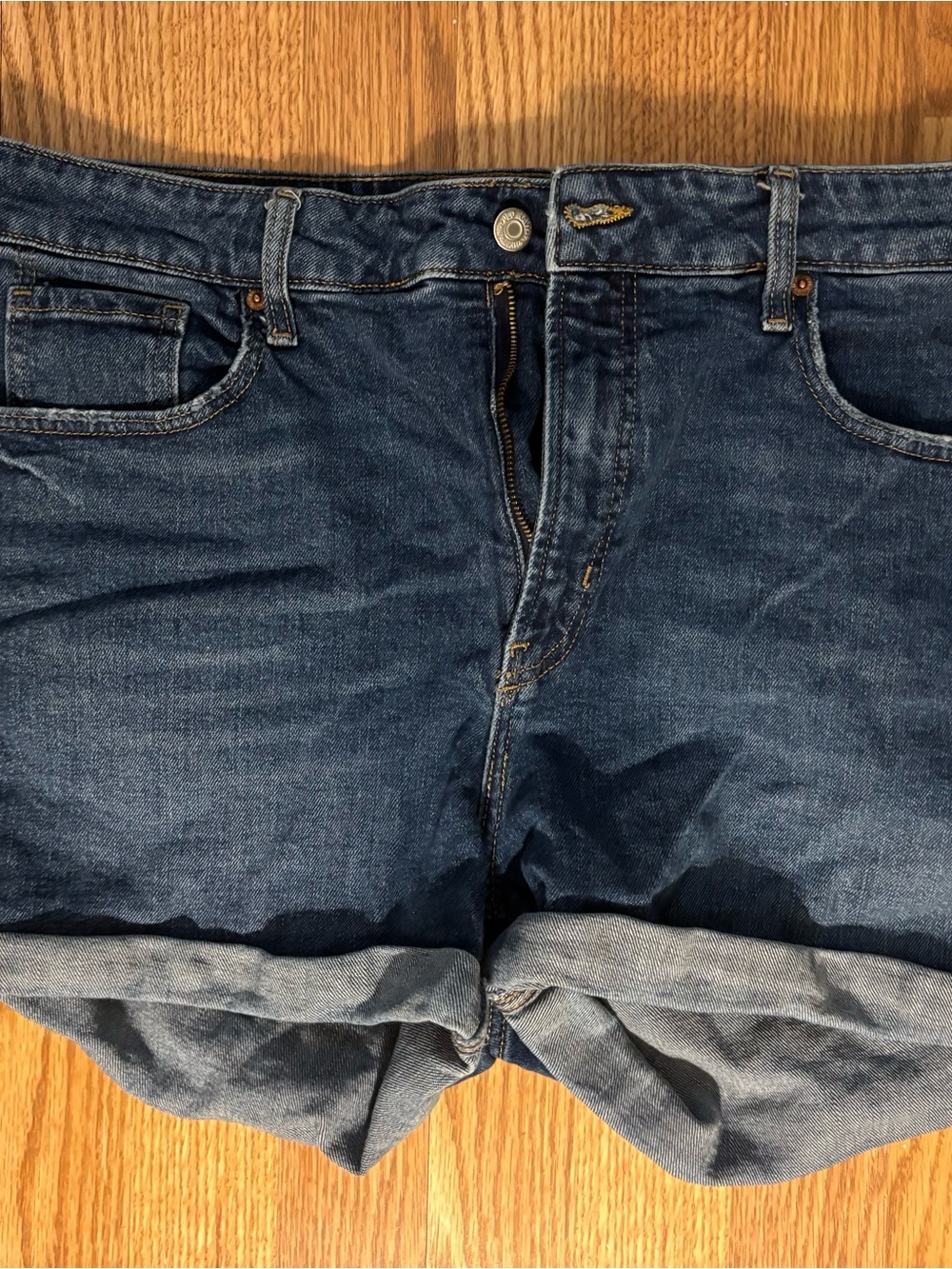 Old Navy Women's Blue Rolled-Hem Denim Shorts